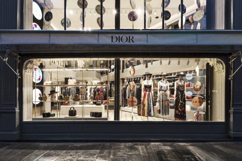 Dior, nuovo pop-up store a Parigi: la collezione Cruise 2018 sarà il ...