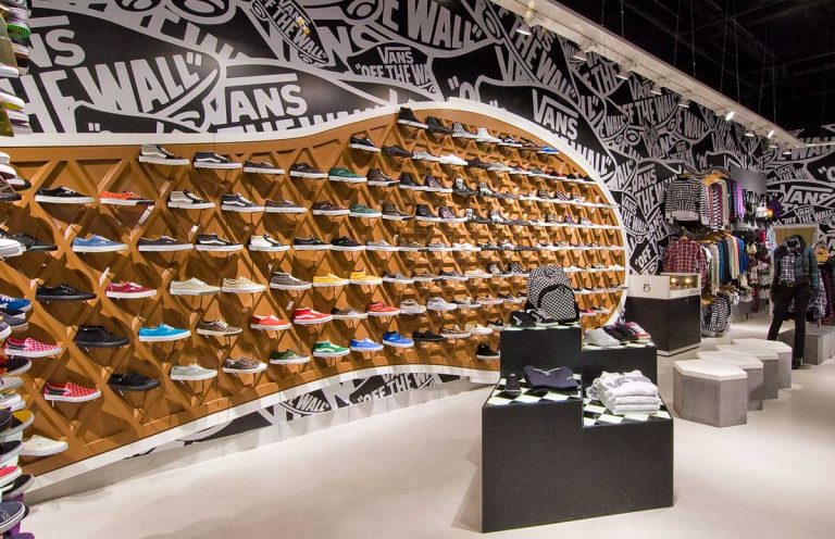 outlet vans roma